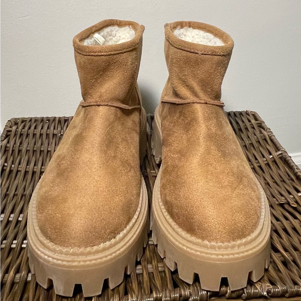 DV by Dolce Vita Tan Kids Boots